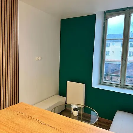 Joli Neuf Au Centre De * Rennes